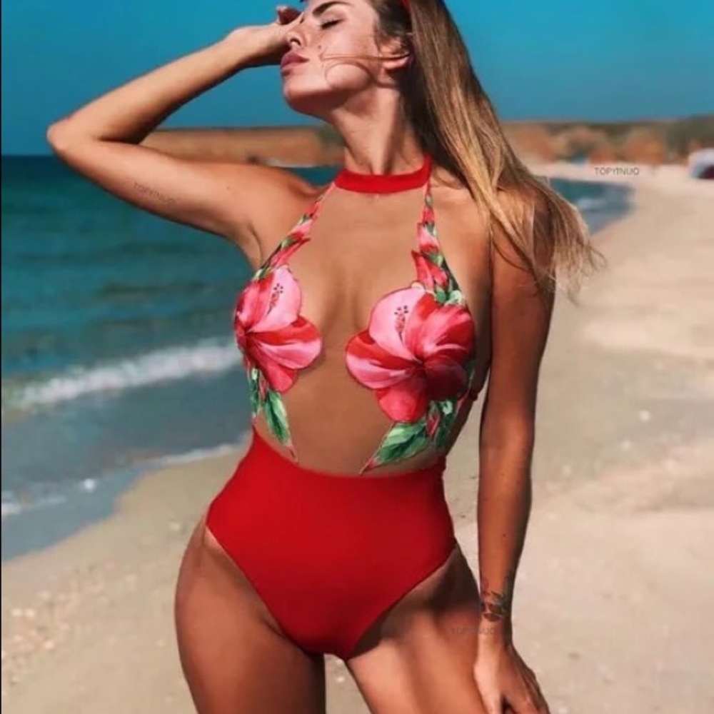 😍 New Red Floral & Mesh Swimsuit
